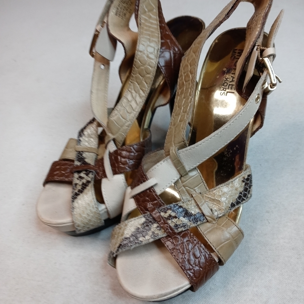 Michael Kors Women's Platform Slingback Shoe Genui